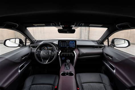 2023 Toyota Venza Interior Pictures