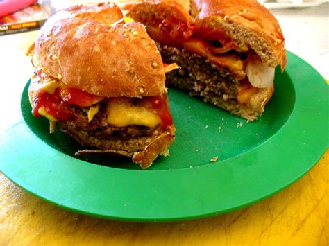 Calories In Cheeseburger Happy Meal | CALORIES IN CHEESEBURGER HAPPY MEAL