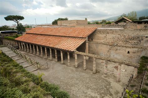 Gallery of Pompeii’s Most Famous House, the Villa of Mysteries, is at Risk of Collapse - 15