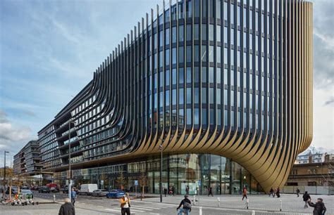 Zaha Hadid Architects completes the facade of Prague’s fin-shaped ...