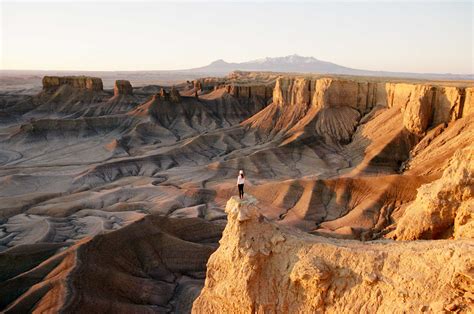 Moonscape Overlook | Explorest