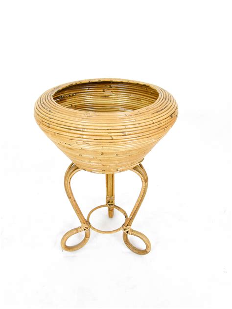 rattan planters - âgé