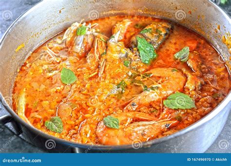 Delicious Mediterranean Fish and Seafood Stew Stock Photo - Image of dish, bowl: 167496970