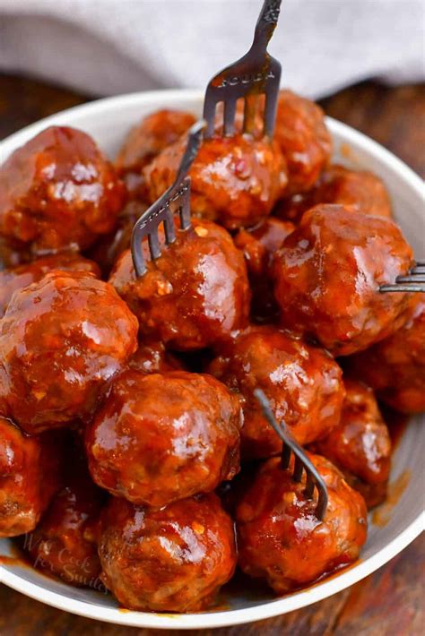 Cocktail Meatballs - Grape Jelly Meatballs - Easy Party Meatballs