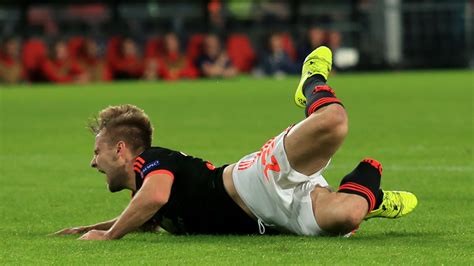 Premier League: Luke Shaw: I was really close to losing my leg | MARCA ...