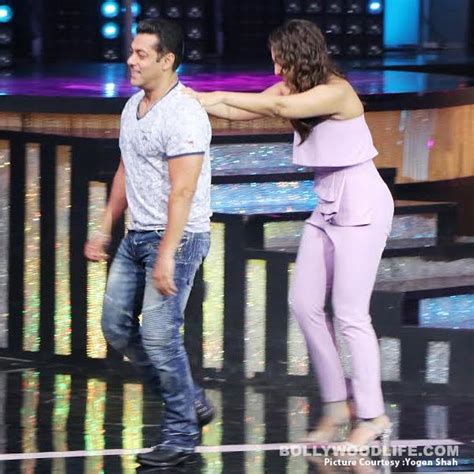 Salman Khan and Sonakshi Sinha dance their hearts out on the sets of ...