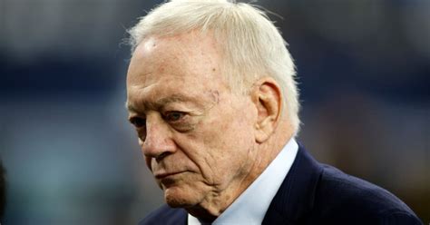 Jerry Jones Says Playoff Loss to Packers ‘Beyond My Comprehension ...