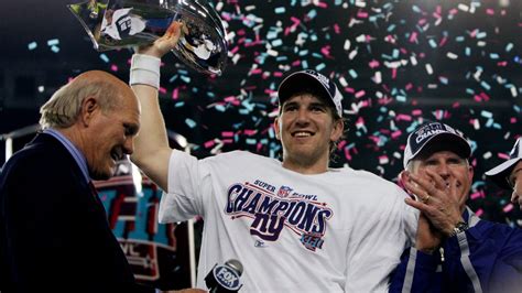 Giants stun 18-0 Patriots in Super Bowl XLII: Flashback Friday