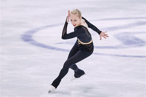 ISU article about costumes : r/FigureSkating