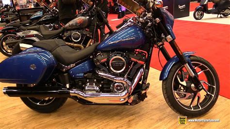 2019 Harley Davidson Sport Glide Carrier HD Customized - Walkaround - 2019 Montreal Motorcycle ...