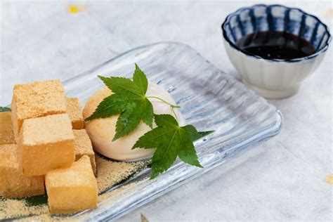 Warabi Mochi Recipe: How to Make Japanese Warabi Mochi - 2024 - MasterClass