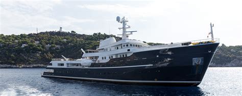 Expedition Yacht Charter | Yacht Charter Fleet