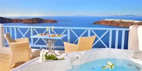 Classic Double Room Hot Tub - IMEROVIGLI HOTELS | Absolute Bliss Santorini Hotel Suites ...