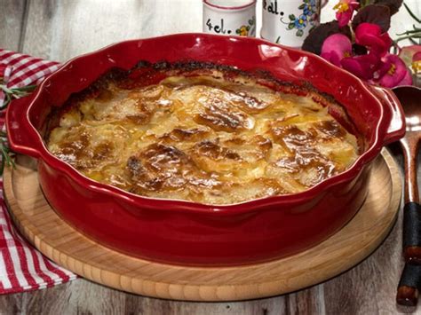 Le vrai gratin dauphinois dans ma cuisine (crème, ail, pomme de terre ...