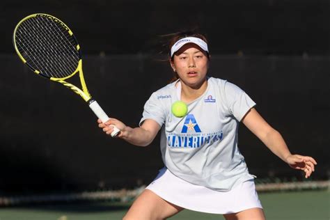 UTA women’s tennis earns second home victory in opening weekend | Sports | theshorthorn.com