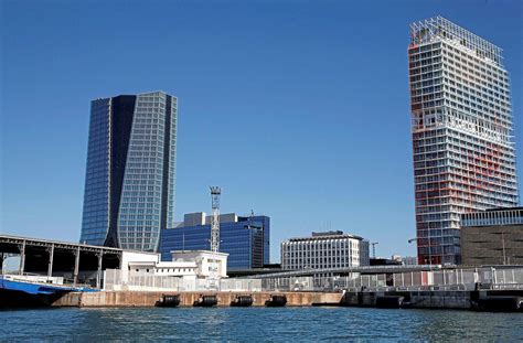 Urbanisme : un deuxième gratte-ciel inauguré à Marseille - Le Parisien