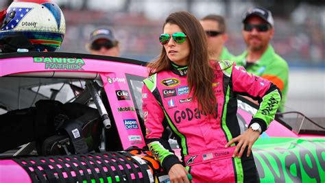 Female NASCAR drivers- Fascinating facts and more