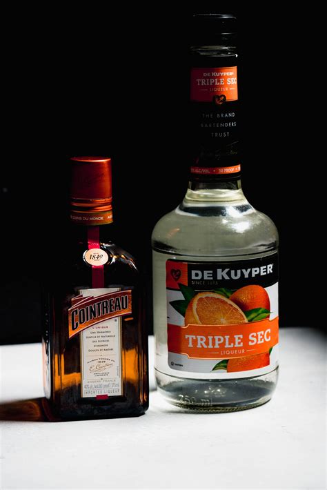 Cointreau vs Triple Sec : What's the Difference? | Triple sec, Orange liquor, Triple sec drinks