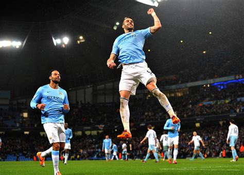 Negredo hat trick paces Man City to League Cup rout of West Ham ...