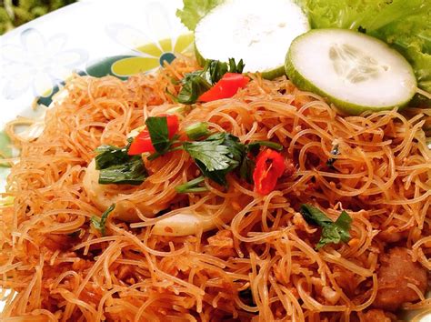 Resep dan Cara Membuat Bihun Goreng Spesial - Aneka Resep Masakan Ibu