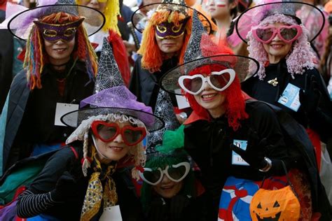 Japan Takes Halloween To A Whole New Level With A Parade (16 pics)