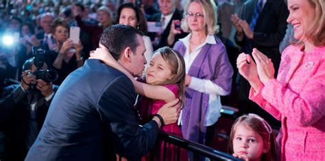 Ted Cruz's Cancun Trip Angers Parents at His Children's School: Report ...