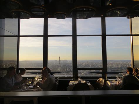 Ciel de Paris, Restaurant Montparnasse with panoramic view | Agent luxe blog