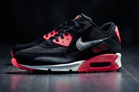 Nike Air Max 90 Essential "Infrared" | HYPEBEAST