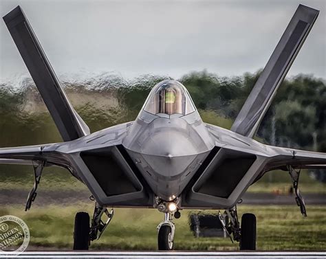 U.S. Air Force F-22 Raptor #jetfighter | Military aircraft, Us military ...