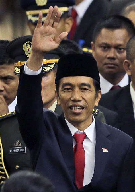 Indonesia’s new president sworn in after close election | The Spokesman-Review