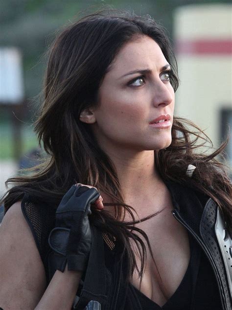 Nova Sharknado | Sharknado, Cassie scerbo, Sharknado cast