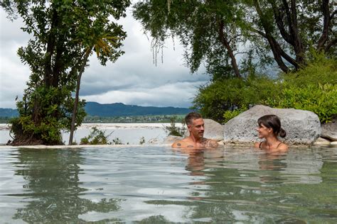 Polynesian Spa - Deluxe Romantic Package | Rotorua NZ