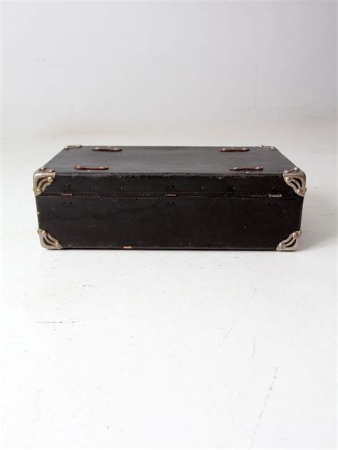 antique black suitcase – 86 Vintage