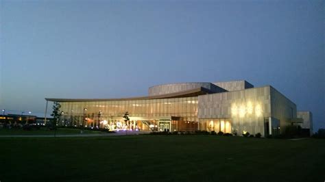 About Bicknell Family Center for the Arts – Bicknell Center