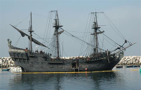 Black pearl ship, Old sailing ships, Real pirate ships