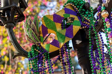 Mardi Gras in New Orleans - Where To Go | InTown Suites