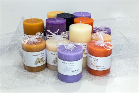 Silkmoth scented gift candles - Moth to a Flame Candles