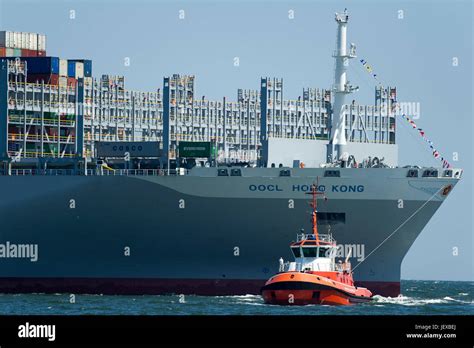 Gdansk, Poland. 28th June, 2017. 400 meter long container ship OOCL ...