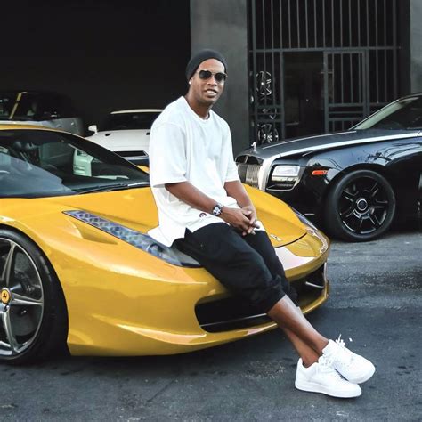 Ronaldinho's car collection includes a £1.6m Bugatti Veyron, £264k ...