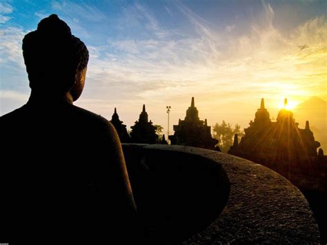 Borobudur Sunrise Join Tour from Yogyakarta with Breakfast