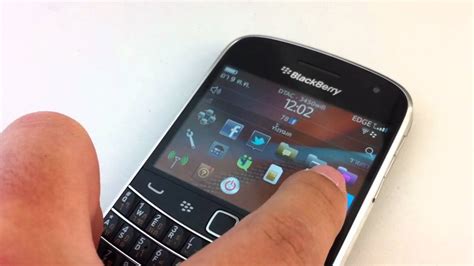 Review Blackberry 9900 - YouTube