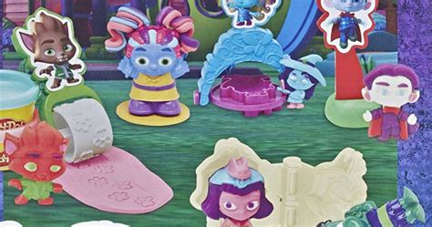 Walmart: Play-Doh Netflix Super Monsters Moonlight Magic Toolset Only $3.99 (Regularly $10)