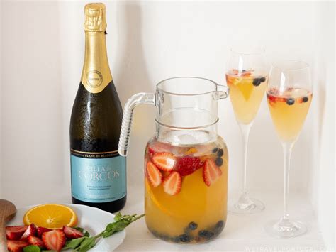 Sparkling Sangria - Portuguese Sangria de Espumante