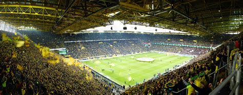 Bvb Stadion : Postcards: December 2010 : Add bvb 09 mp3 chants to mobile smartphones ringtones ...