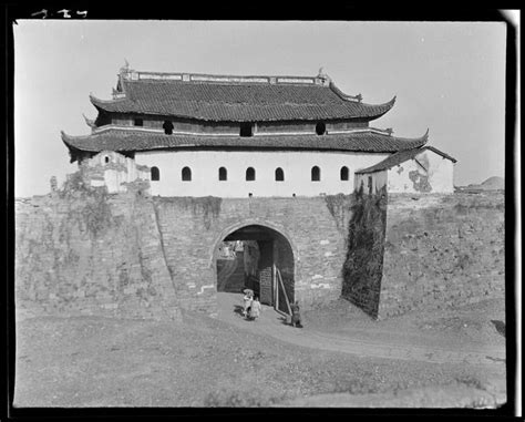 historic site - Google 搜索 | Old photos, China culture, Chinese gate