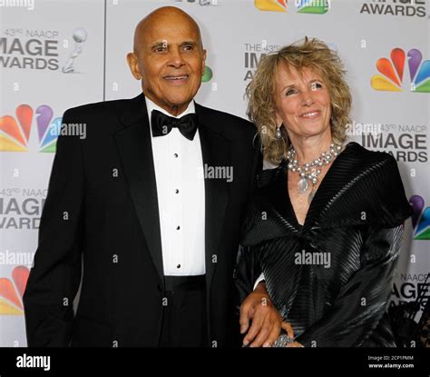 Harry belafonte wife hi-res stock photography and images - Alamy