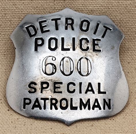 Great Old WWII era Detroit Police Special Patrolman Badge #600 Wartime ...