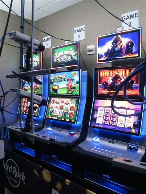 Can't touch this: Real slot machines controlled online