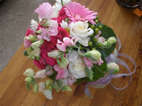 Sweet Pea Bouquet | Wedding flower arrangements, Flower arrangements, Amanda flowers