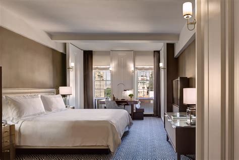 Accessible Deluxe Room | Luxury NYC Hotel Rooms | The Carlyle